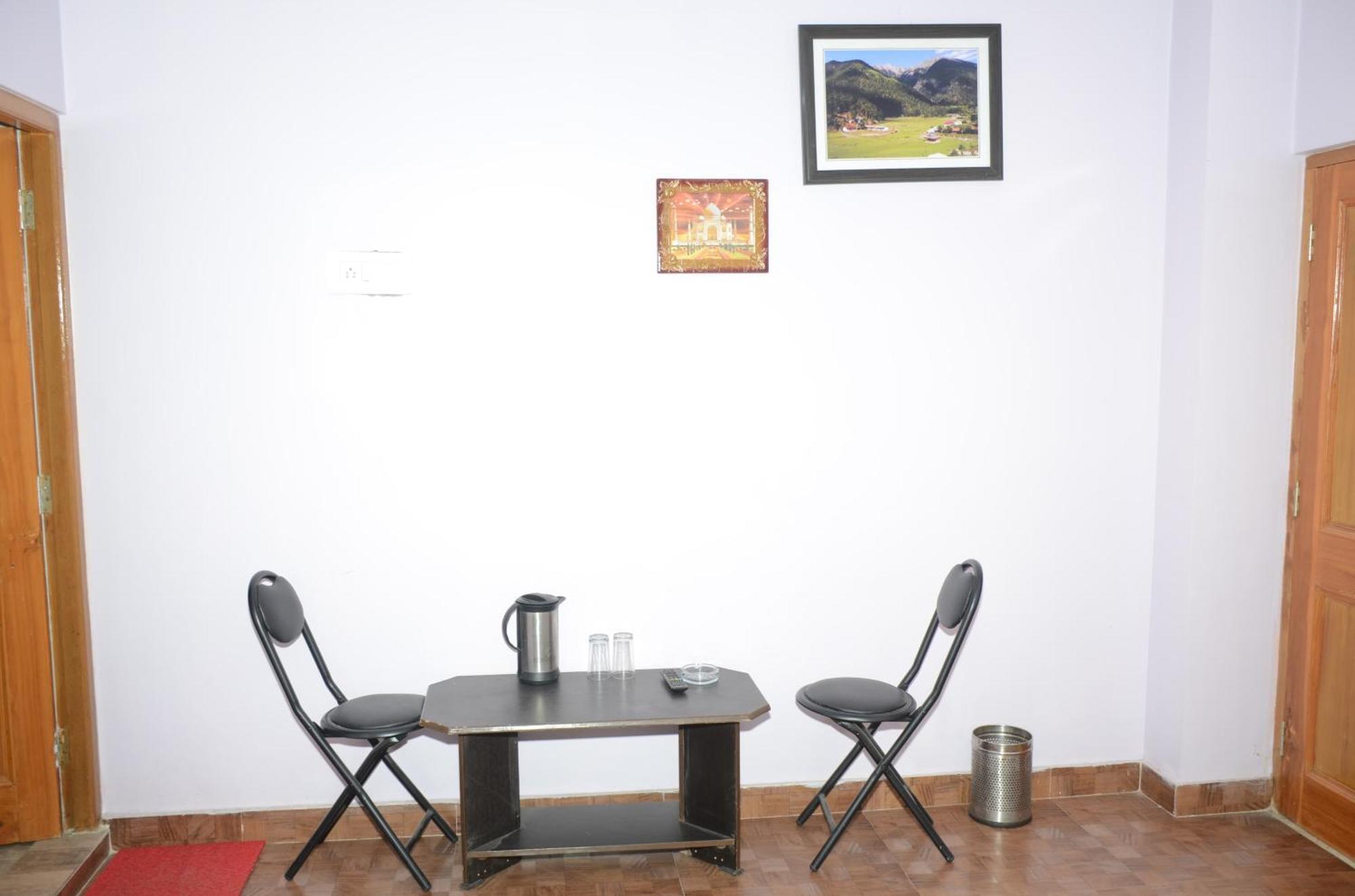 Hotel Alpine View Sarāhan Dış mekan fotoğraf