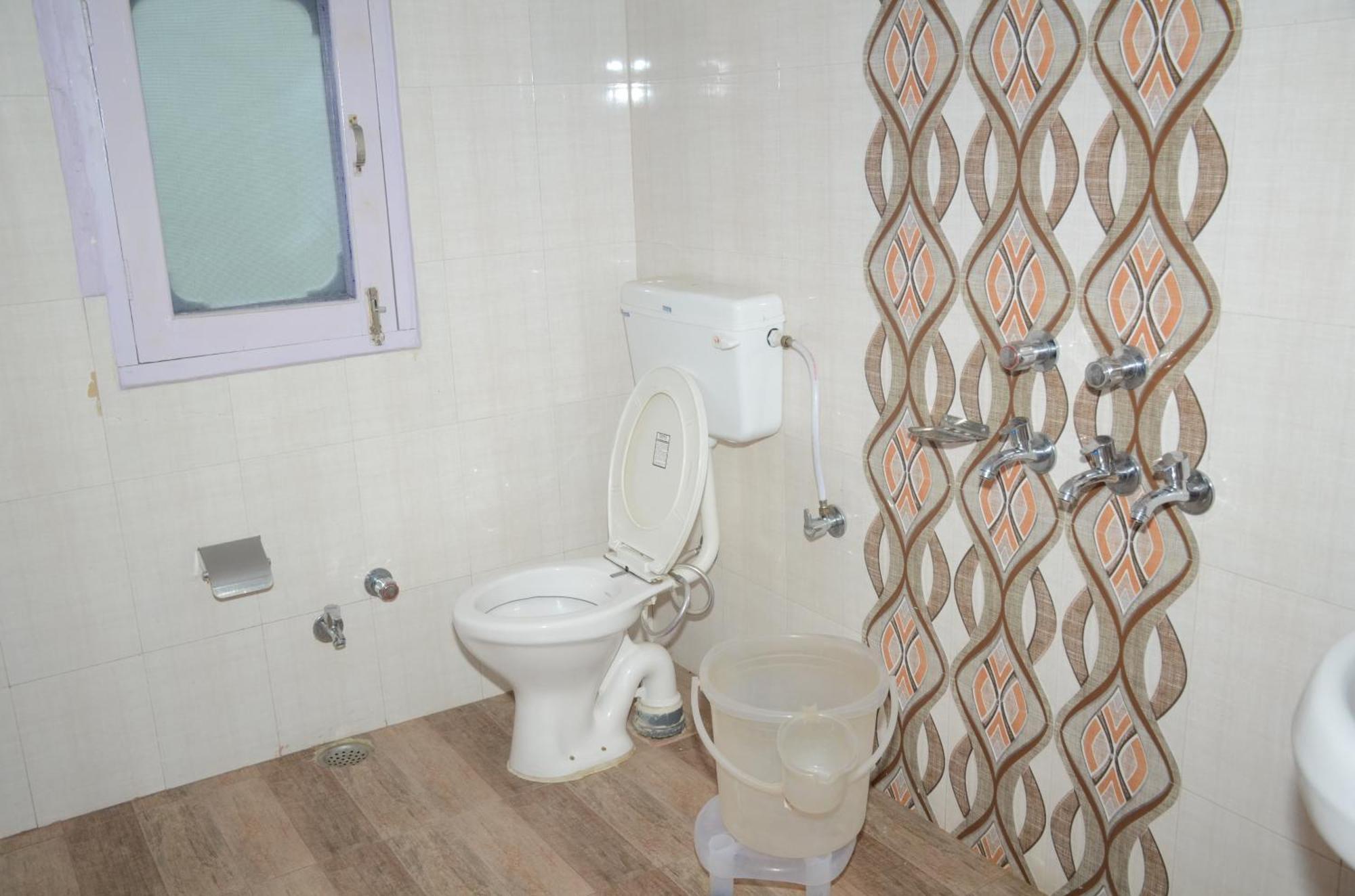 Hotel Alpine View Sarāhan Dış mekan fotoğraf