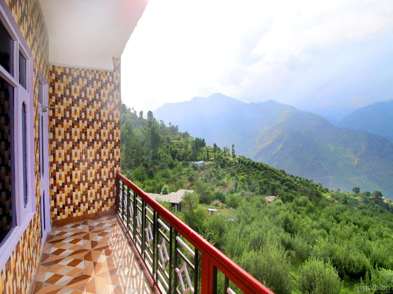 Hotel Alpine View Sarāhan Dış mekan fotoğraf