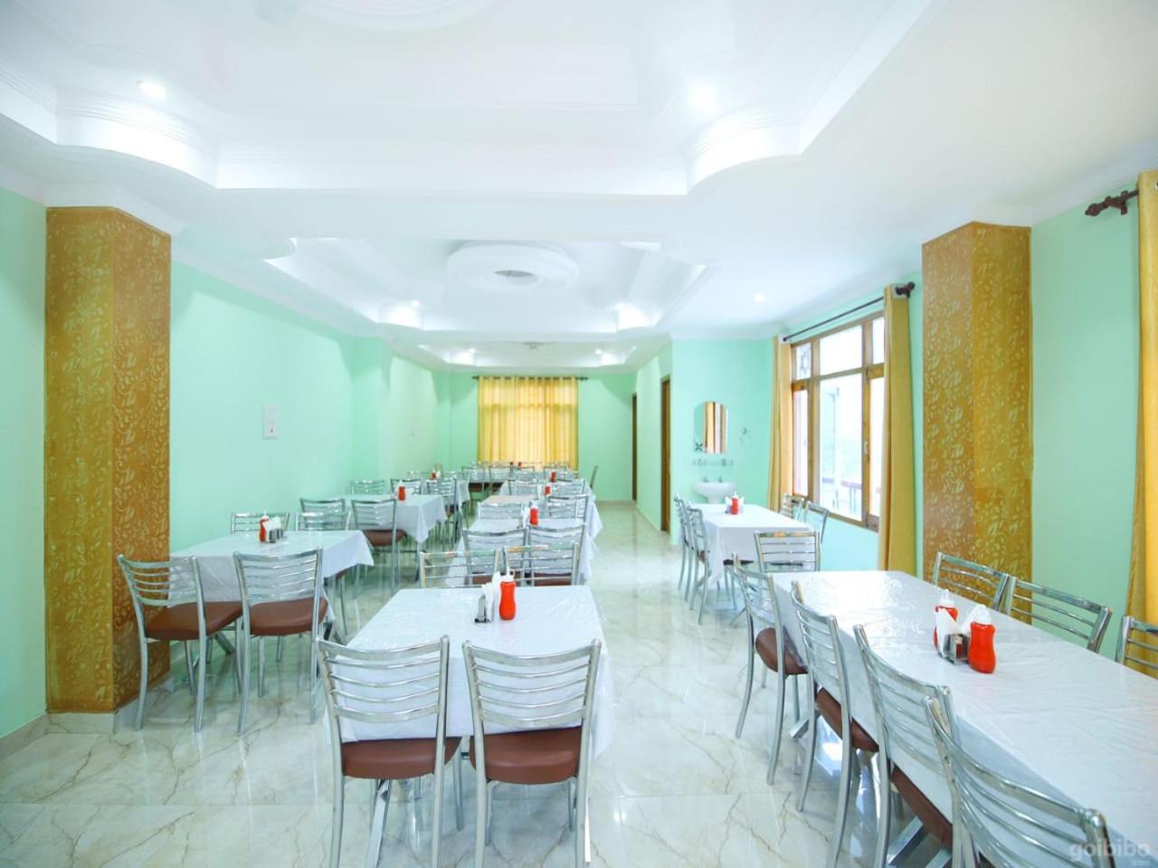 Hotel Alpine View Sarāhan Dış mekan fotoğraf